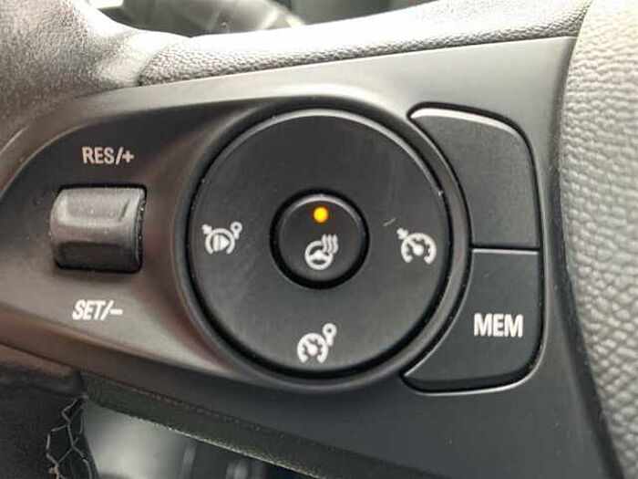 Opel Corsa 1.2 T Elegance PDC LED Kamera Sitz+Lenkradheizung