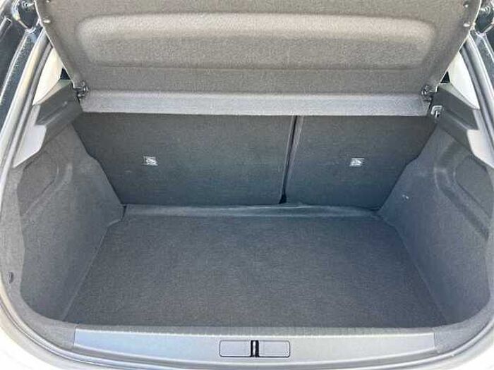 Opel Corsa 1.2 T AT8 Edition Navi LED PDC Kamera Sitzheizung