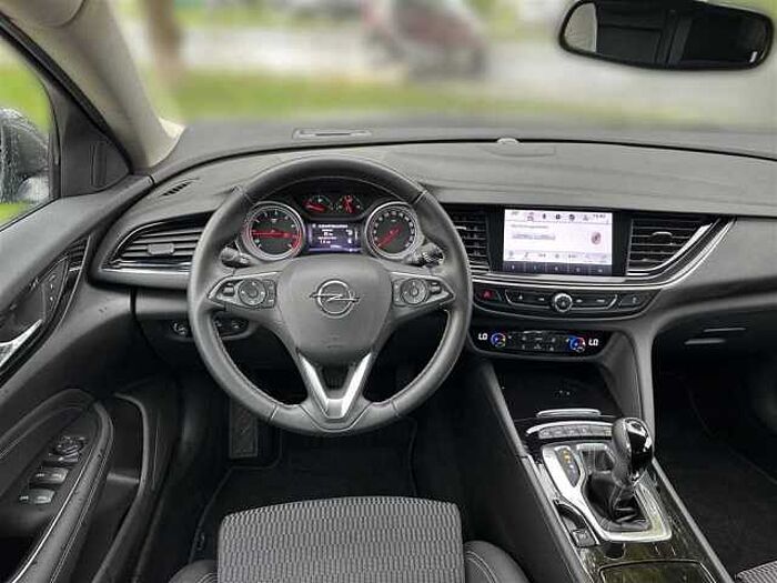 Opel Insignia 2.0T Aut. 4x4*Innovation*LED*Navi*Carplay