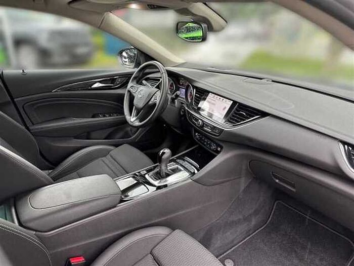 Opel Insignia 2.0T Aut. 4x4*Innovation*LED*Navi*Carplay