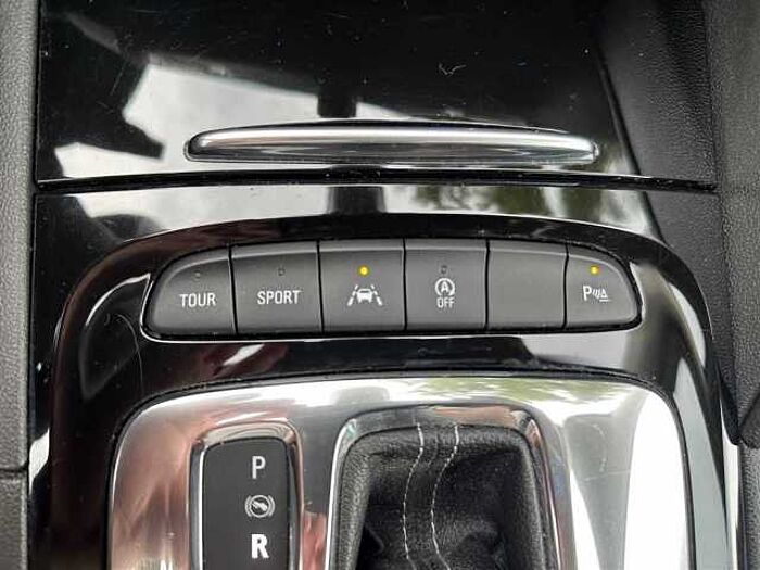 Opel Insignia 2.0T Aut. 4x4*Innovation*LED*Navi*Carplay