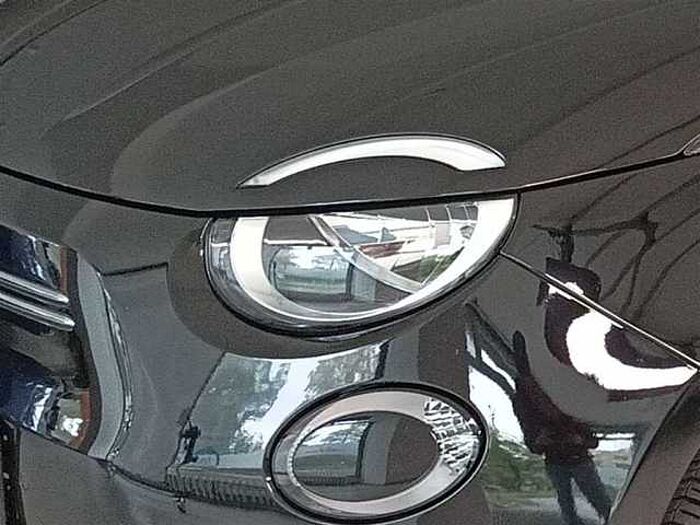 Fiat 500e Cabrio Icon Kamera Sitzheizung Navi
