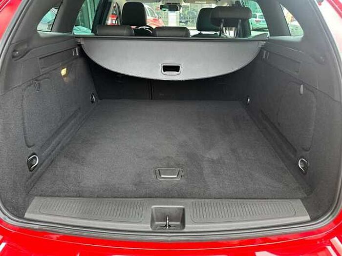 Opel Astra 1.2 ST Design Edition, AHK, Kamera, Sitz-+Lenkradheizung, PDC,