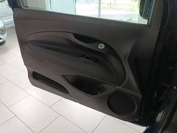 Fiat 500e Icon Navi Sitzheizung Einparkhilfe