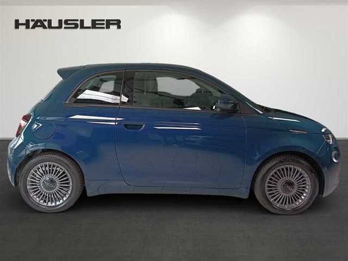 Fiat 500e Icon Navi Sitzheizung Einparkhilfe