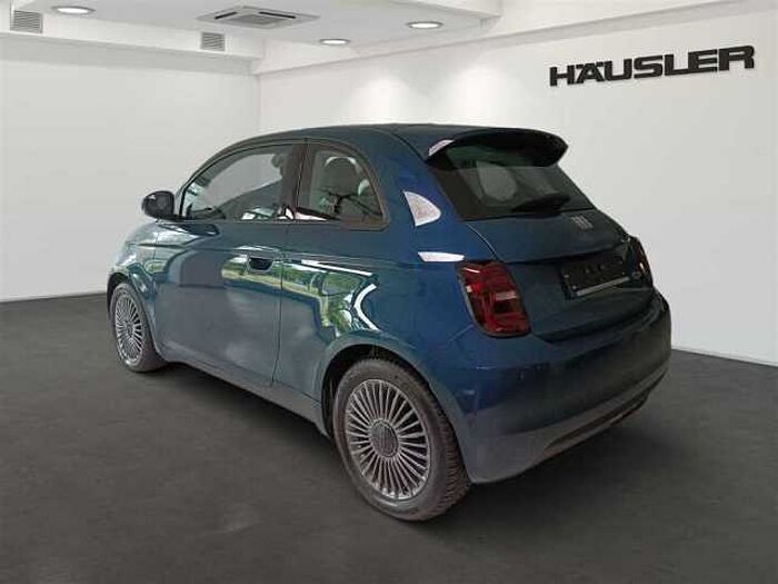 Fiat 500e Icon Navi Sitzheizung Einparkhilfe