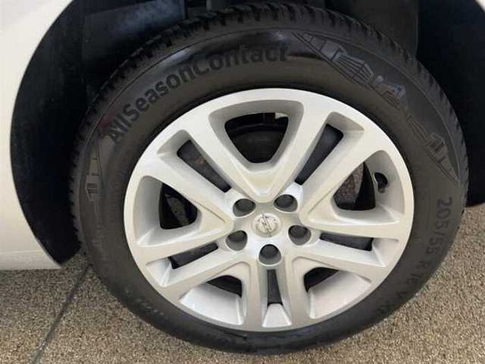 Opel Astra Edition*ST*1.4T*Klimaaut. *Parkhilfe*SHZ*LHZ*