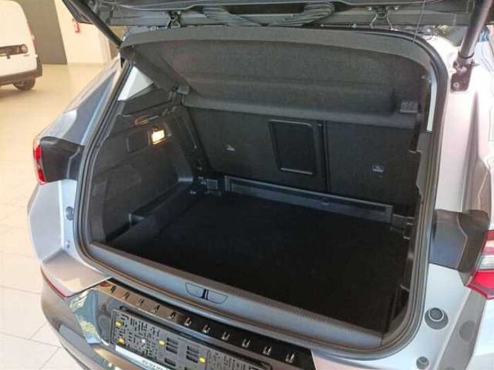 Opel Grandland X GS Line 1.2T Automatik Teilleder Kamera LED Navi