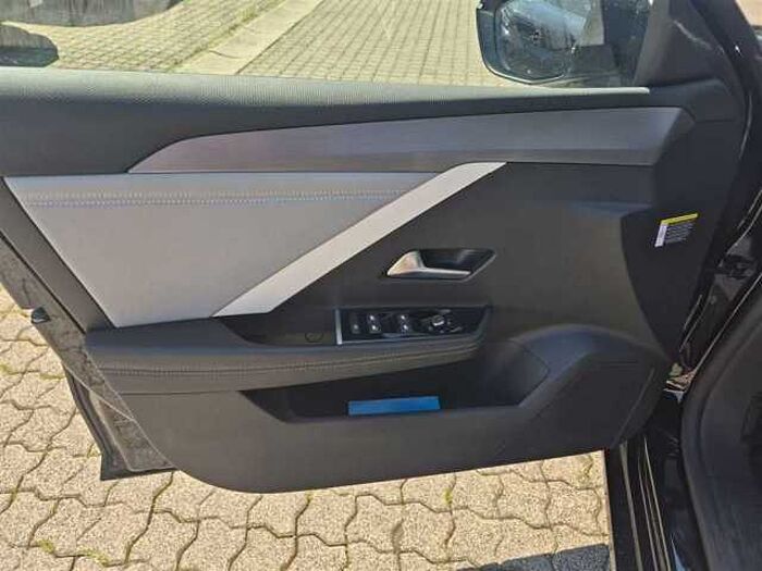 Opel Astra L 1.2 Turbo Business Elegance #54