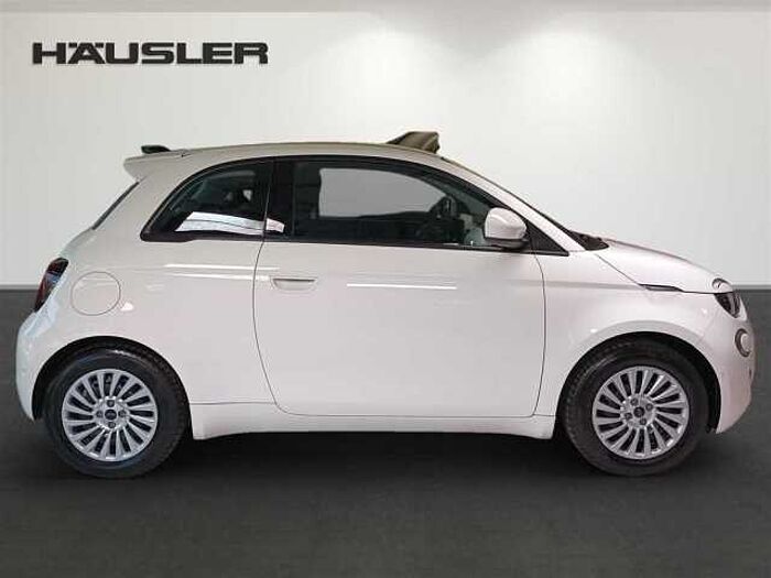 Fiat 500e Neuer 500 Kamera Sitzheizung CarPlay