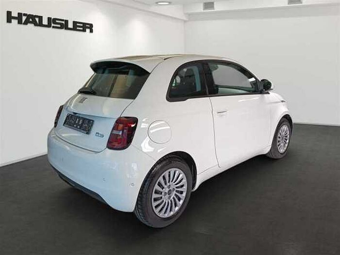 Fiat 500e Neuer 500 Kamera Sitzheizung CarPlay