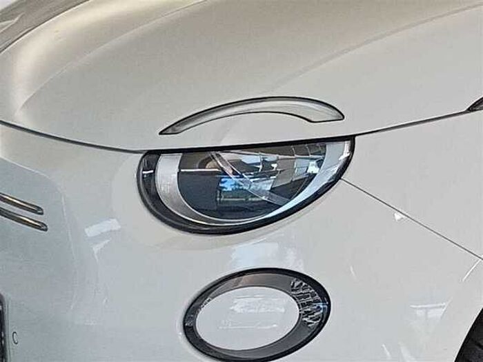 Fiat 500e Neuer 500 Kamera Sitzheizung CarPlay