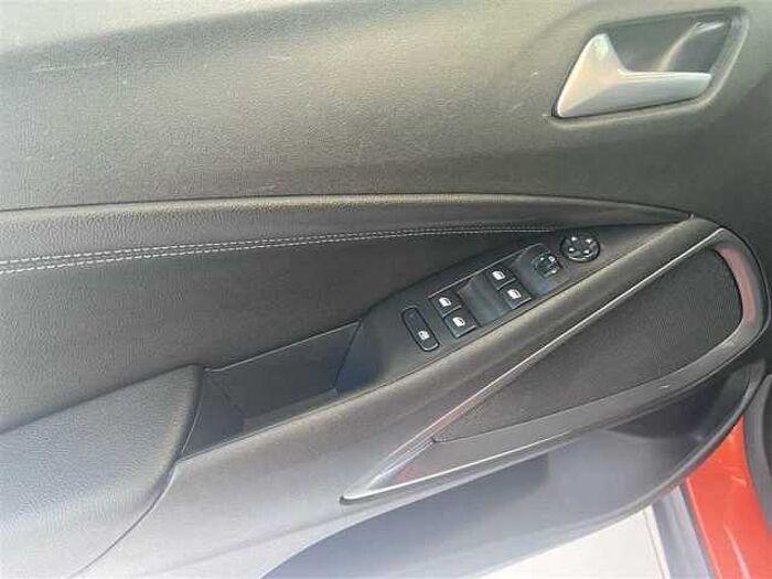 Opel Crossland X Elegance 1.2 Automatik *PDC*Rückfahrkamera*Sitzheizung*Dach-Paket*