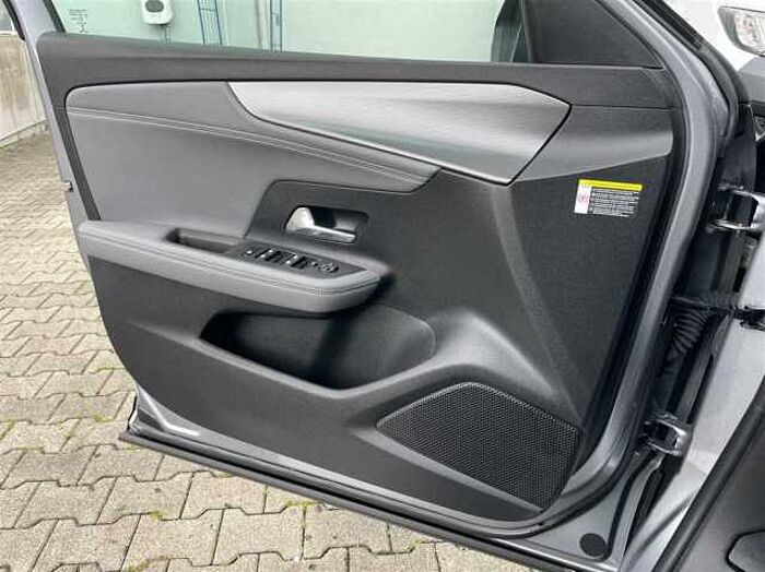 Opel Mokka-e Elegance 1.2 CarPlay Navigation Rückfahrkamera LED