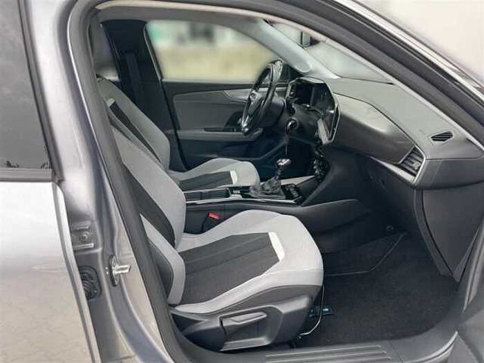 Opel Mokka-e Elegance 1.2 CarPlay Navigation Rückfahrkamera LED