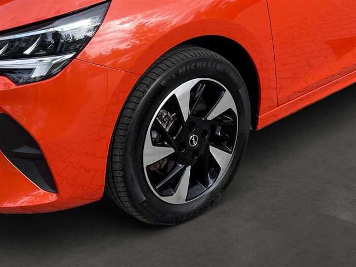 Opel Corsa First Edition Einparkhilfe CarPlay LED