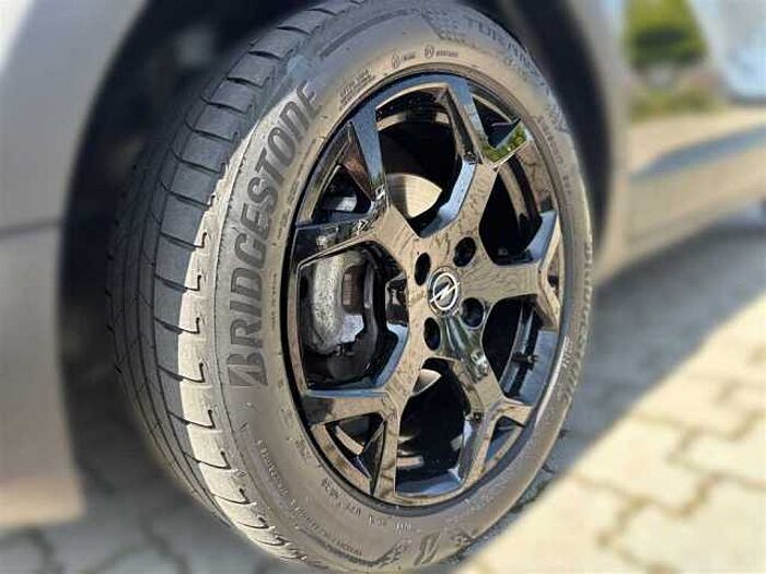 Opel Crossland X 1.2 GS Line, Navigation, PDC vo+hi, Kamera, Tempomat, Bluetooth,