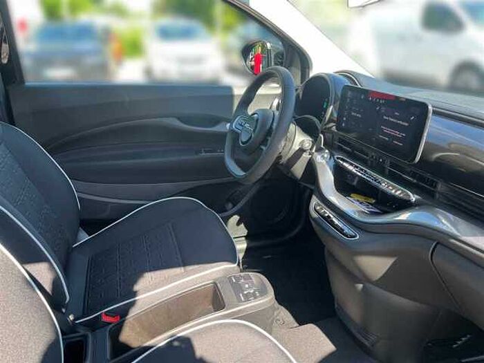 Fiat 500 mit Tempomat*Klimaautomatik*42 kWh