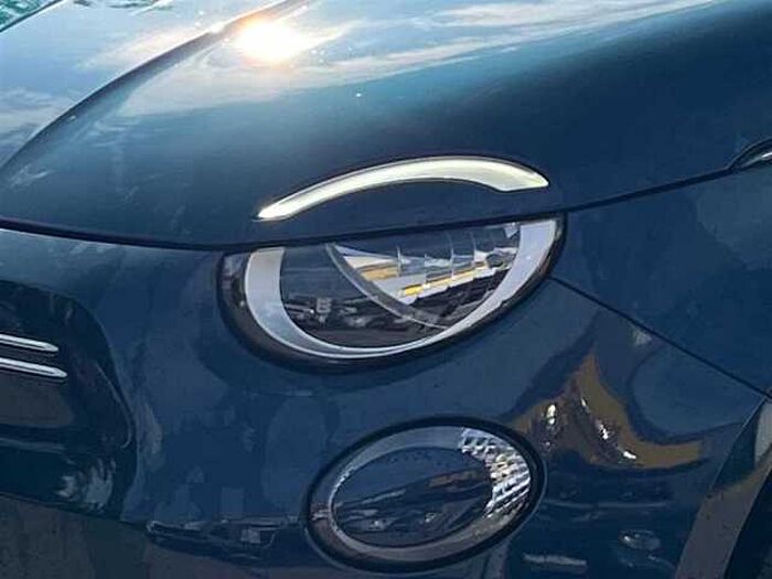 Fiat 500 mit RFK*Tempomat*Klimaautomatik