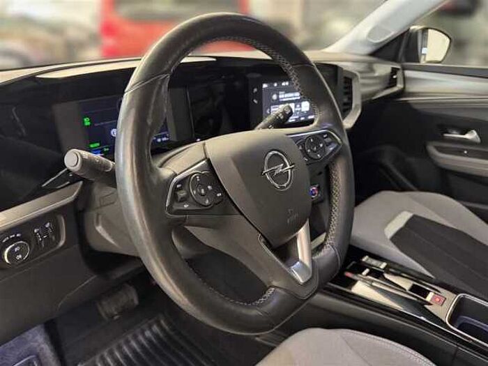 Opel Mokka-e Elegance CarPlay Navi LED Rückfahrkamera