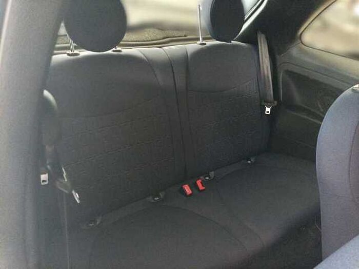 Fiat 500 1.0 GSE Club Einparkhilfe Tempomat CarPlay