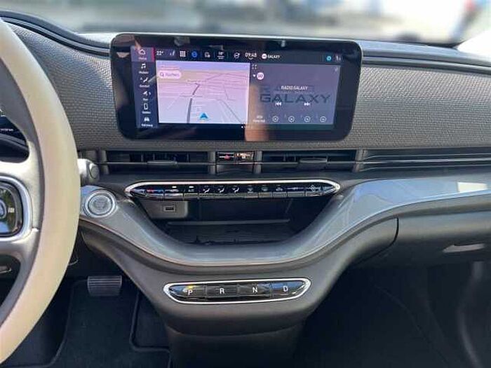 Fiat 500 La Prima mit 42 kWh*Navi*Leder*RFK