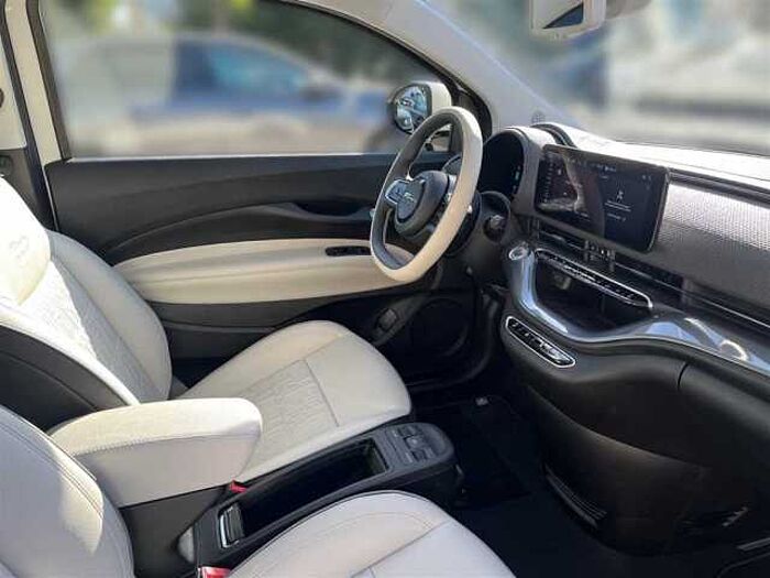 Fiat 500 La Prima mit Navi*Leder*42 kWh