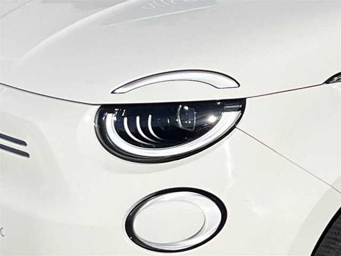 Fiat 500 La Prima mit Navi*Leder*42 kWh