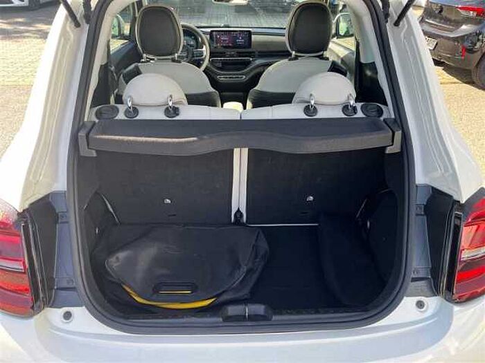 Fiat 500 La Prima mit Navi*Leder*42 kWh