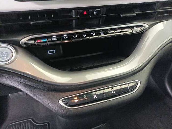 Fiat 500e Sitzheizung Rückfahrkamera Parksensoren