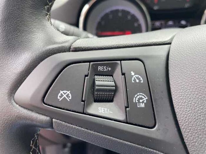 Opel Astra Sports Tourer Edition 1.2 Sitz-u.Lenkradheizung*LED*Bluetooth*Lichtsenso