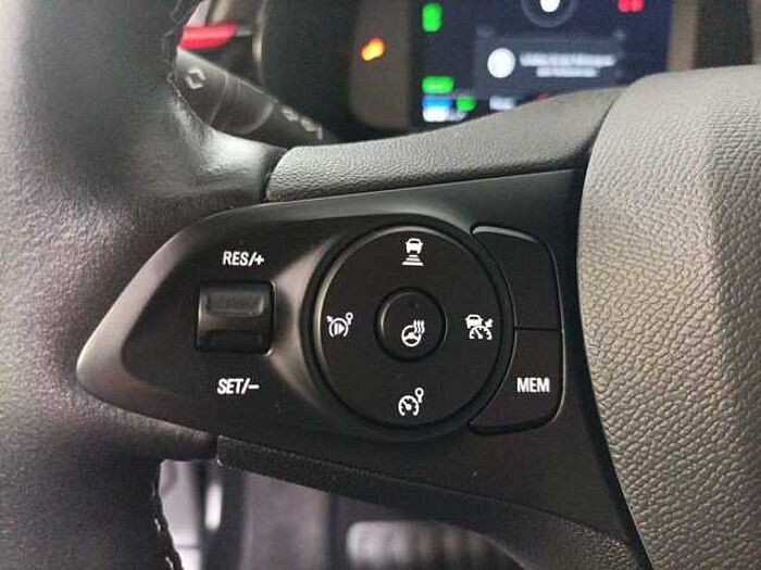 Opel Corsa GS Line Navi Parkhilfe Lenkradheizung LED