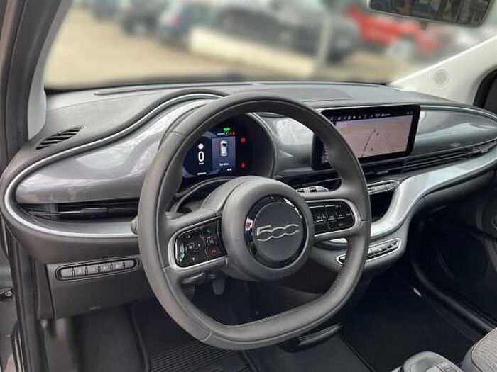 Fiat 500e mit RFK*Navi*PDC