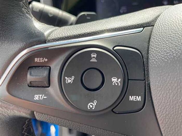 Opel Grandland X Ultimate Plug-In Hybrid Navi*Sitz-u.Lenkradheizung*Kamera*PDC*Isofix