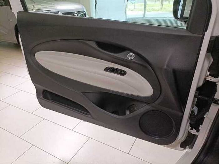 Fiat 500e By Bocelli Leder Navi Kamera Panoramadach LED