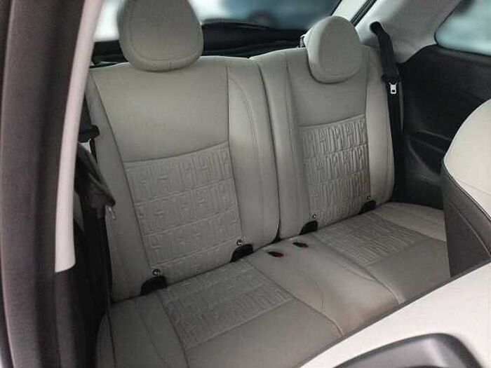 Fiat 500e By Bocelli Leder Navi Kamera Panoramadach LED