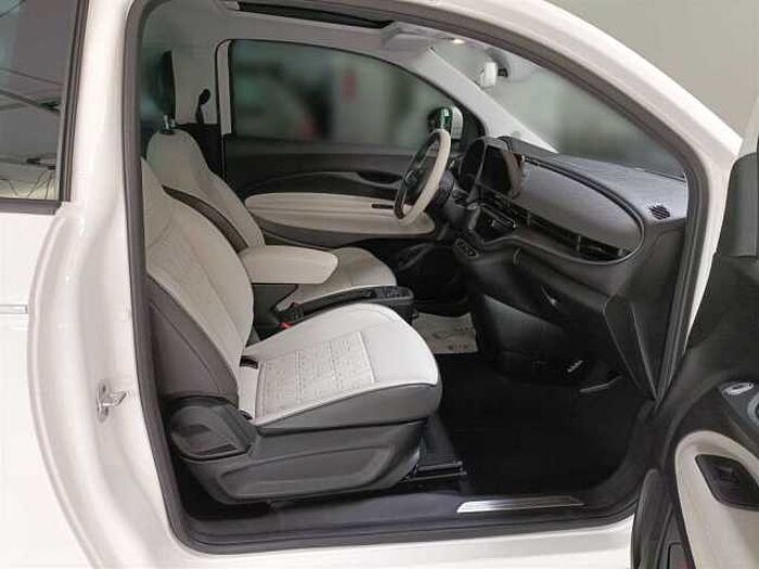 Fiat 500e By Bocelli Leder Navi Kamera Panoramadach LED