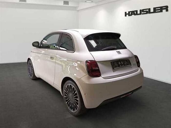 Fiat 500e By Bocelli Leder Navi Kamera Panoramadach LED