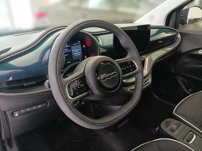 Fiat 500e Neuer 500 Rückfahrkamera Sitzheizung KeyLess
