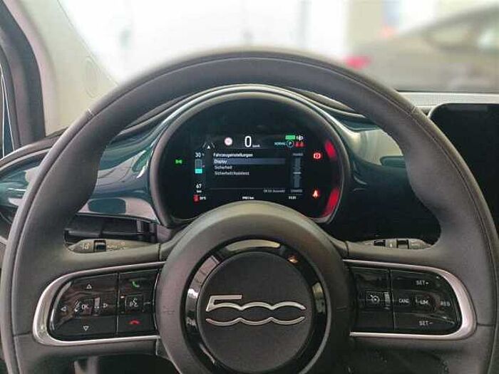 Fiat 500e Neuer 500 Rückfahrkamera Sitzheizung KeyLess