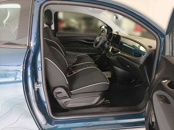 Fiat 500e Neuer 500 Rückfahrkamera Sitzheizung KeyLess