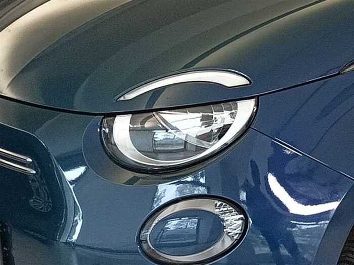 Fiat 500e Neuer 500 Rückfahrkamera Sitzheizung KeyLess