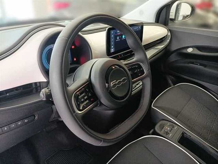 Fiat 500e Neuer 500 Kamera Klimaautomatik Sitzheizung PDC