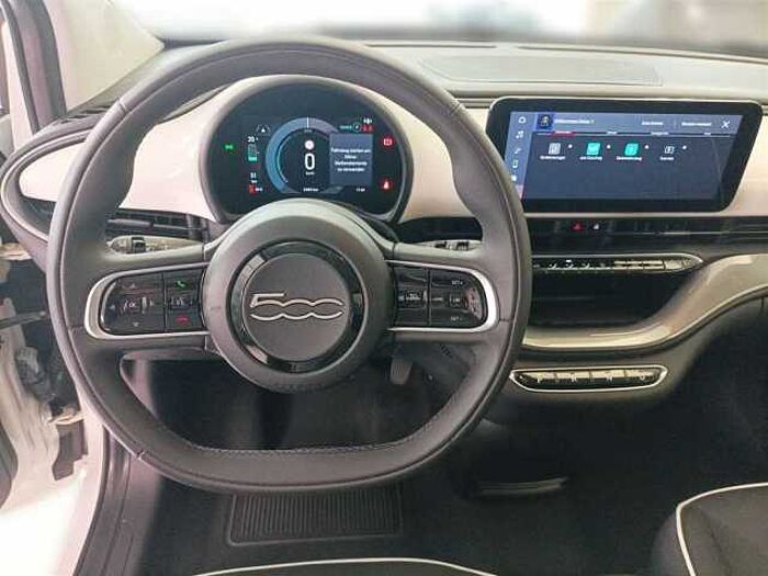 Fiat 500e Neuer 500 Kamera Klimaautomatik Sitzheizung PDC