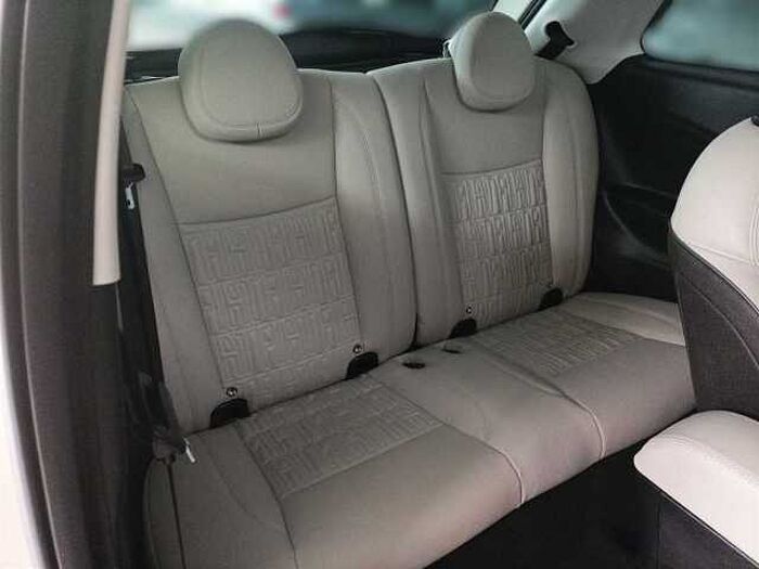 Fiat 500e By Bocelli Leder Navi Kamera Panoramadach LED