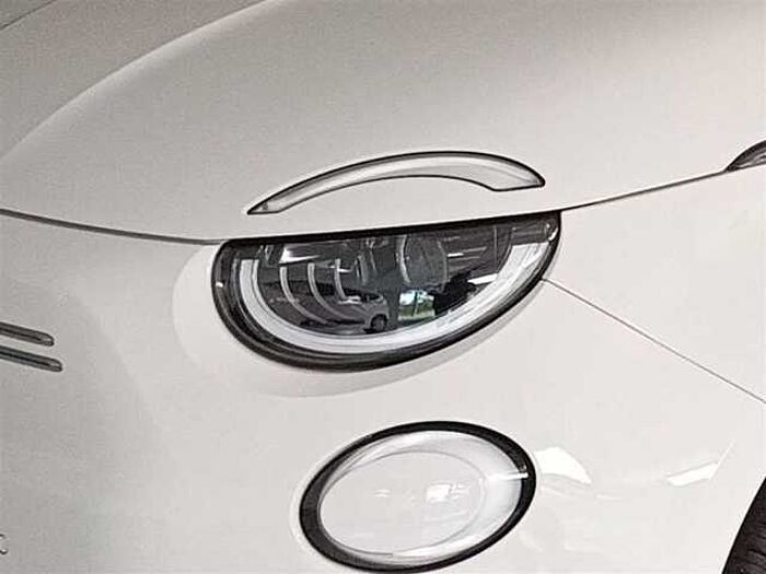 Fiat 500e By Bocelli Leder Navi Kamera Panoramadach LED