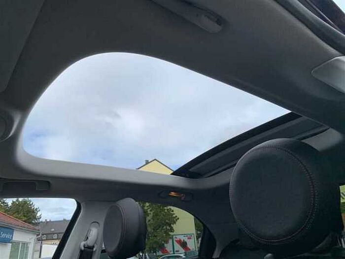 Fiat 500X 1.5T Hybrid DCT Dolcevita Faltdach LED PDC Kamera Navi