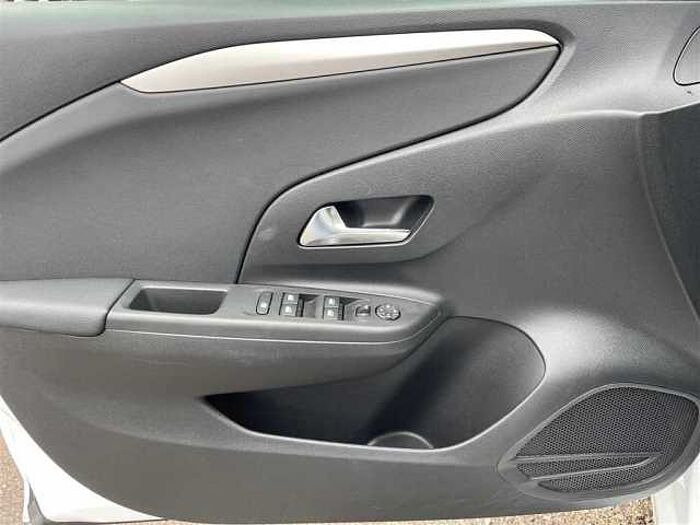 Opel Corsa Edition 1.2 Navi*Sitz-u. Lenkradheizung*Kamera*PDC*Isofix*Klima*uvm.