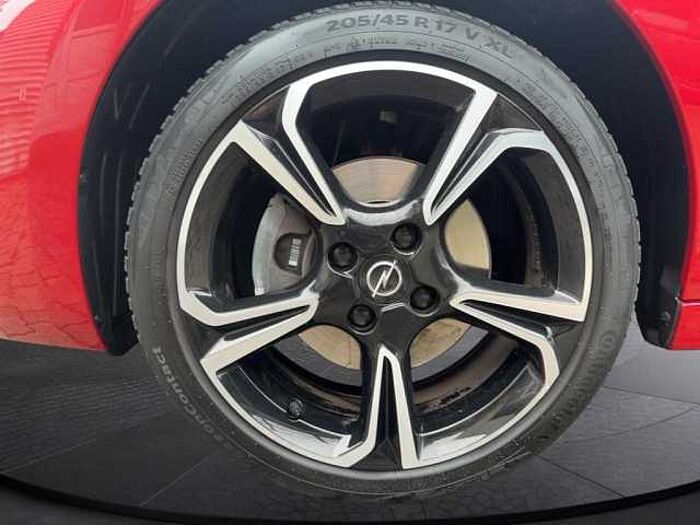 Opel Corsa 1.2 Ultimate Automatik, Sitz-+Lenkradheizung, PDC vo+hi, Navi, Kamera,