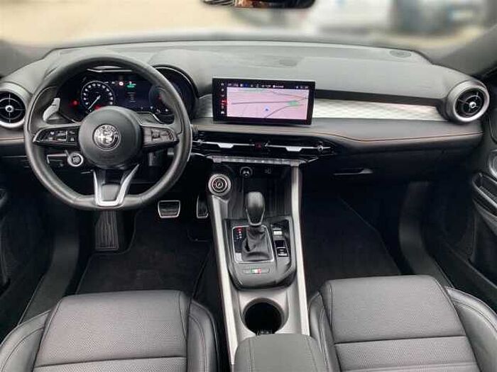 Alfa Romeo Tonale 1.5T Hybrid Veloce LED PDC Kamera Navi Leder ACC